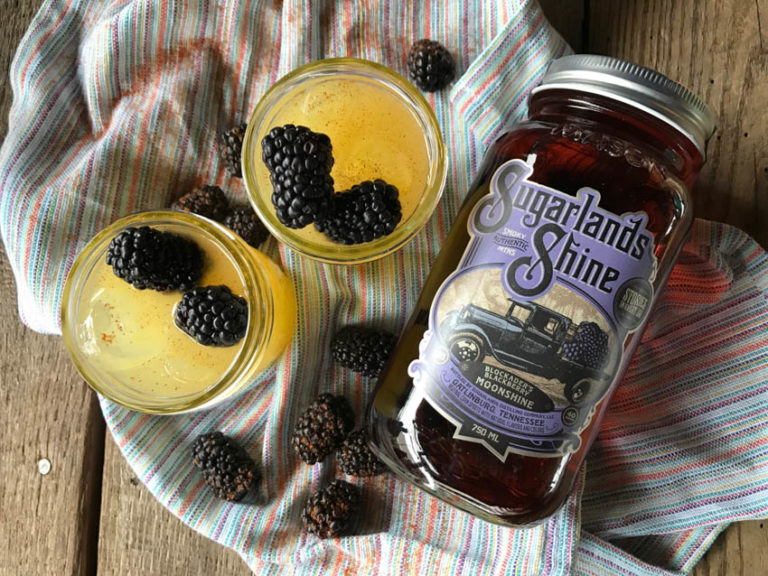 5 Delicious Sugarland Moonshine Cocktail Recipes