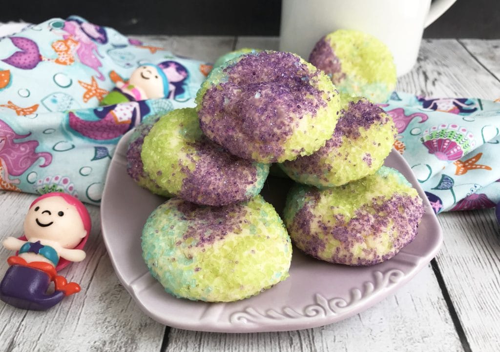 mermaid cookies, mermaid birthday parties, mermaid ideas, mermaid sugar cookies, sugar cookies that look like mermaids, mermaid treats