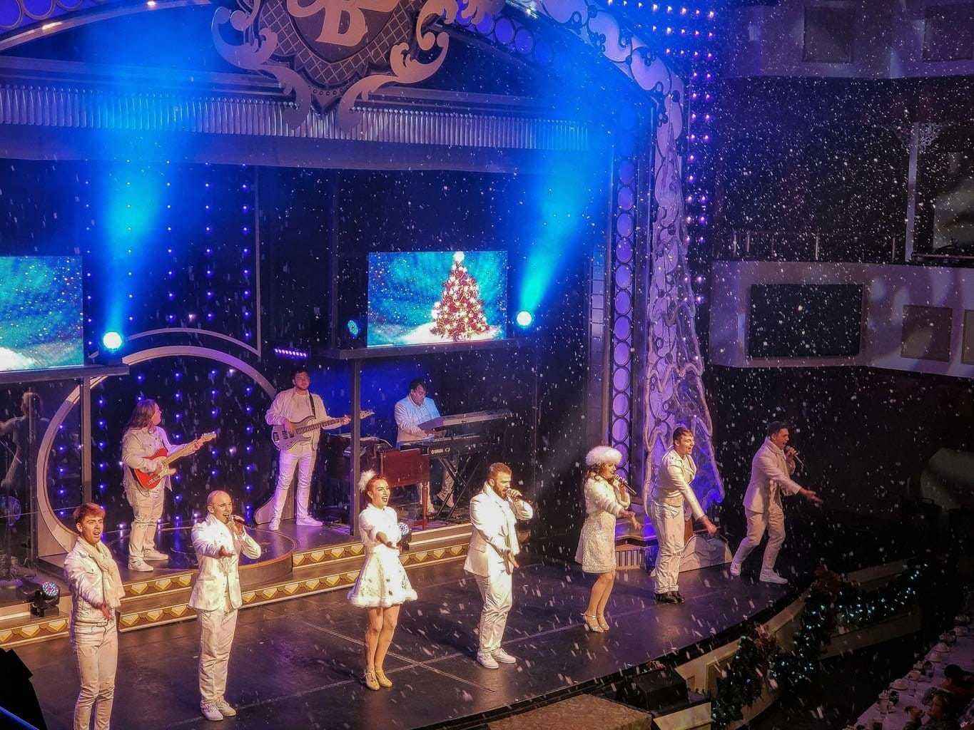 Explore the Magic of Christmas Showboat Branson Belle and Silver