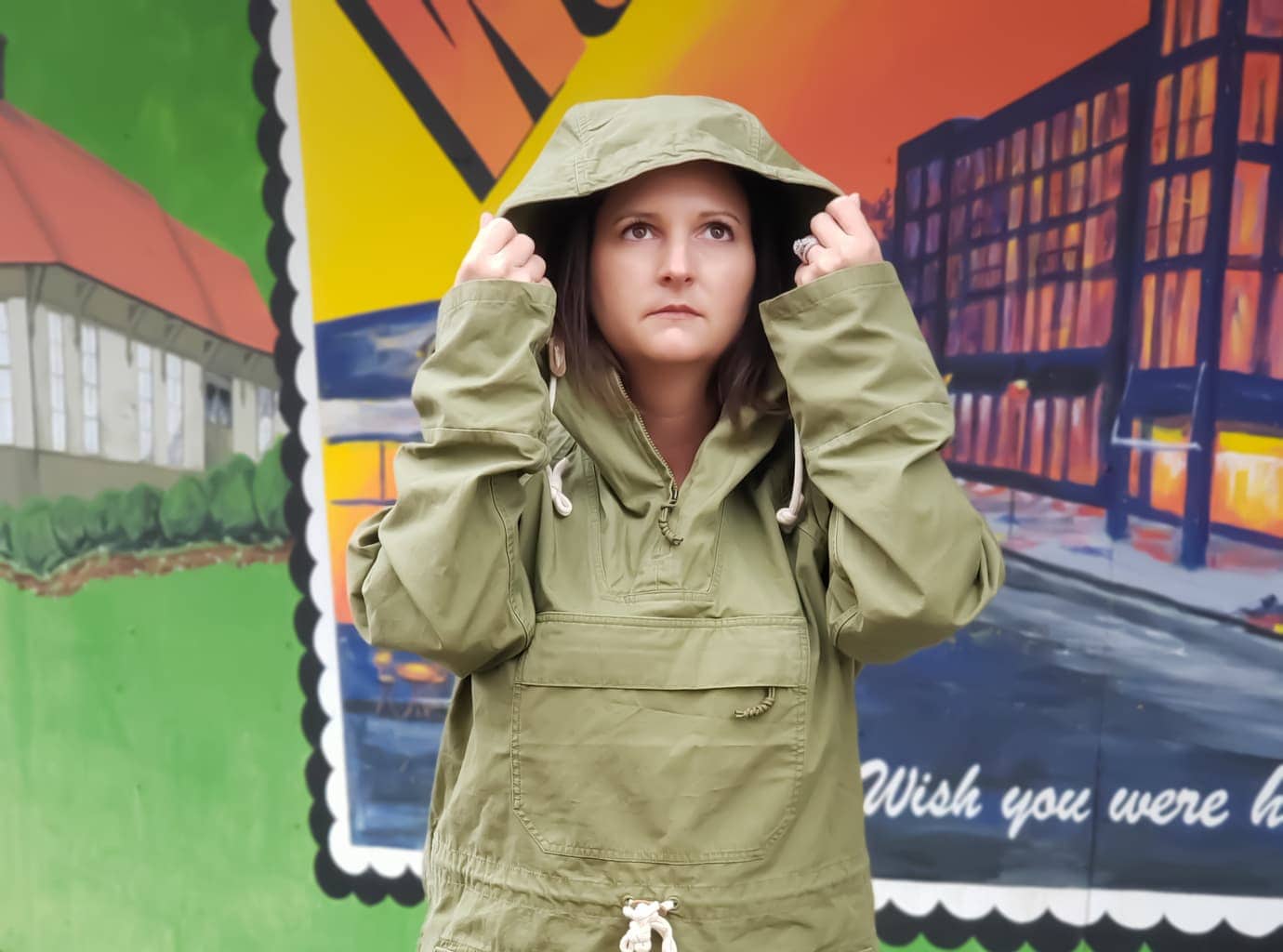 Are you in search for comfortable clothes for Spring that still allow you to look stylish from head to toe? Comfortable Fashion That Doesn't Sacrifice Style Spring Fashion, REI Co-op Trailsmith Anorak Jacket in Forest Floor