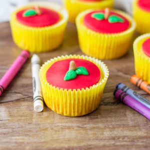apple fondant cupcakes