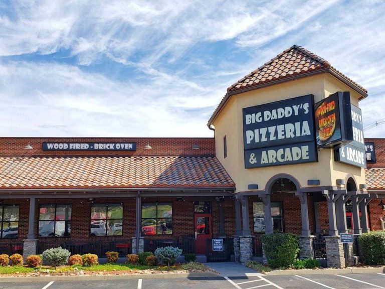 Best Places to Eat With Your Family in Pigeon TN