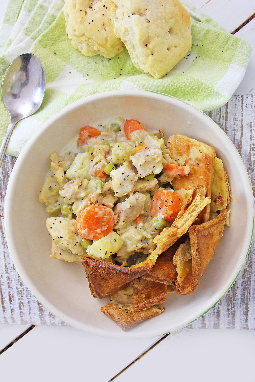 A Hearty Chicken Pot Pie Casserole For Those Wintertime Cravings