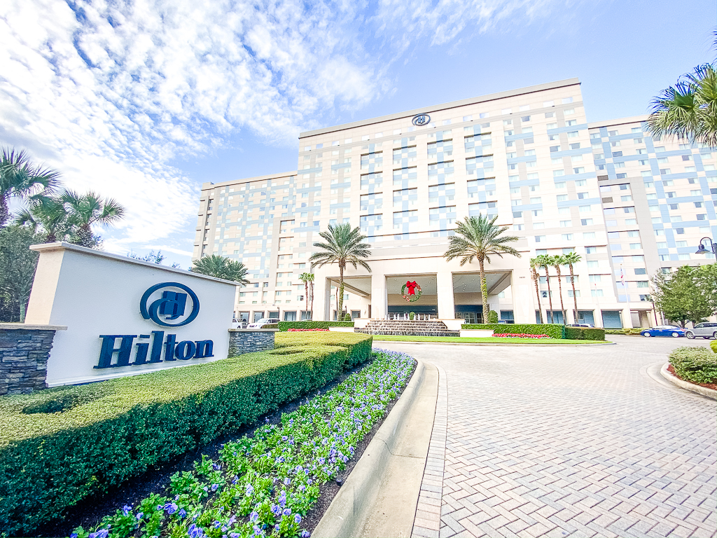 Hilton Orlando Bonnet Creek Hotel Review: Sleek. Comfy. Smart.