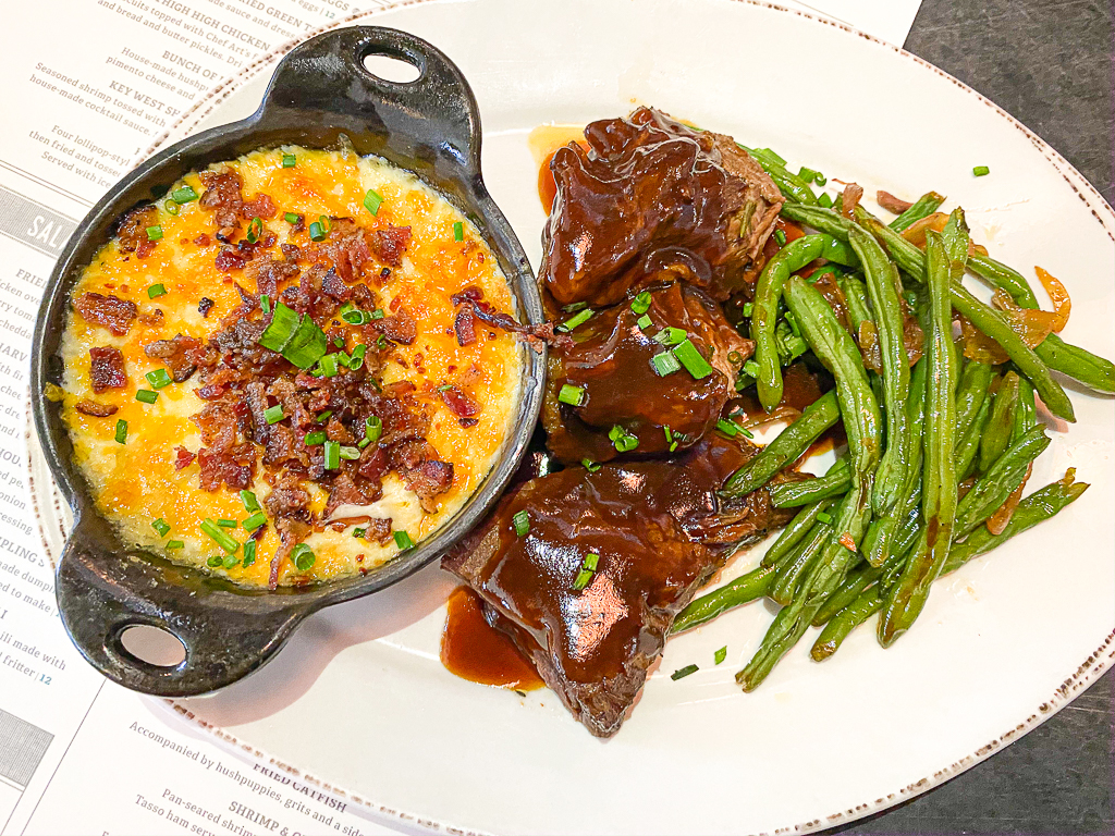 Braised Short Ribs, Homecomin' Kitchen Menu