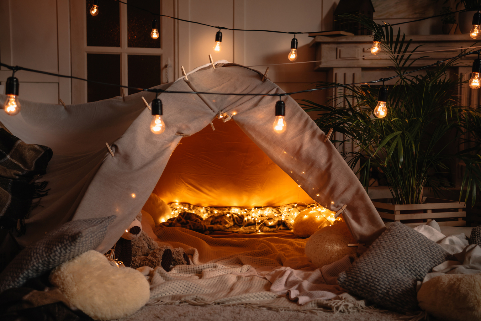 Indoor Activities For Kids, Build a Tent