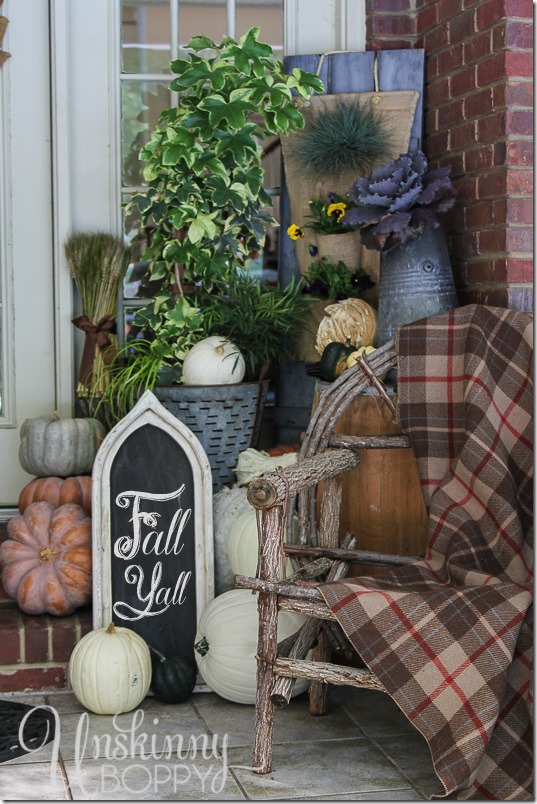 25 Creative Fall Front Porch Decor Ideas For Any Budget