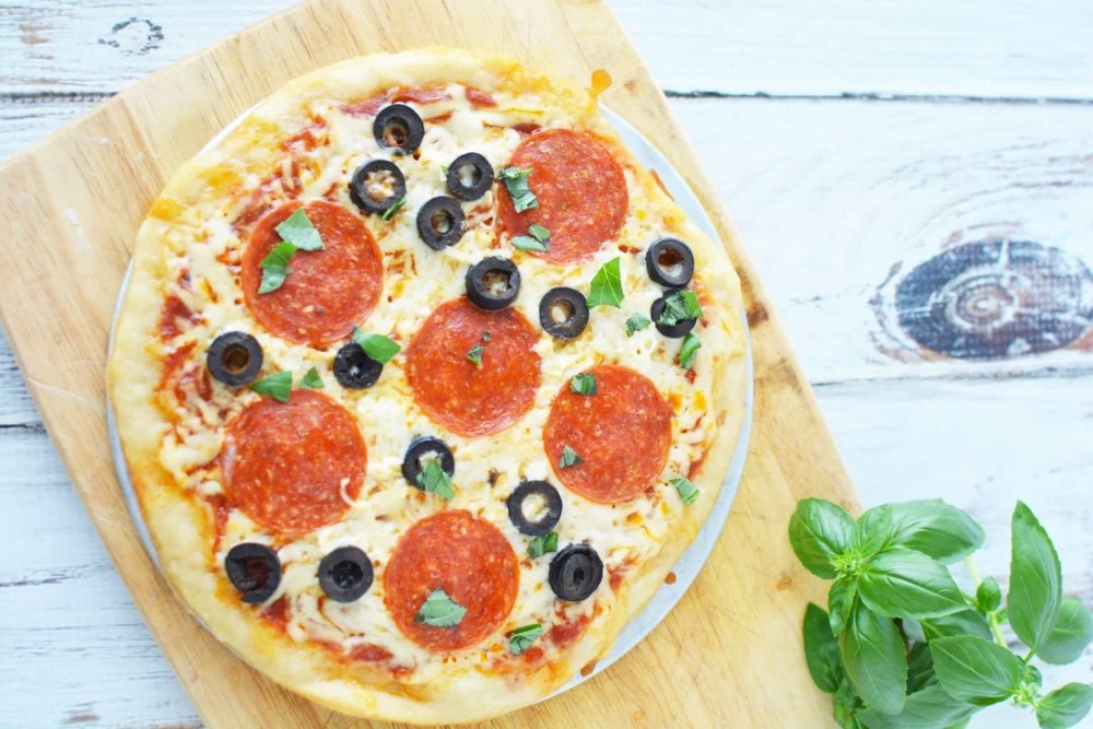 Instant Pot Pizza Recipe With Pepperonis KidFriendly Meal in 15Minutes