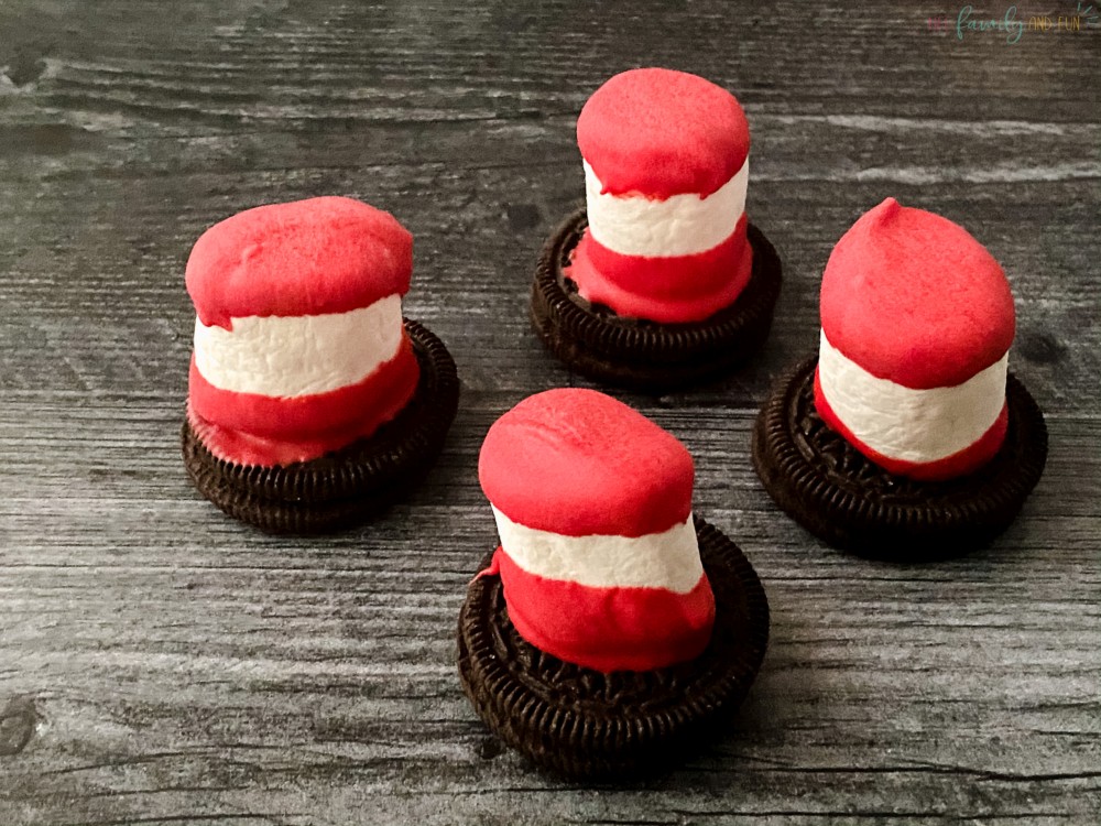 How to Make Dr. Seuss Marshmallow Hats